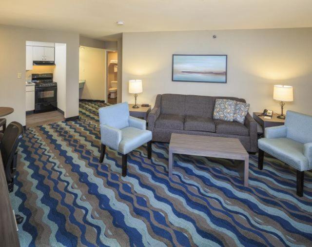 Accent Inns Burnaby Exterior photo