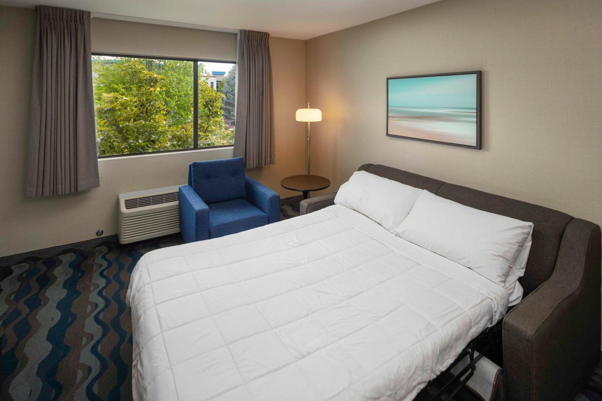 Accent Inns Burnaby Exterior photo