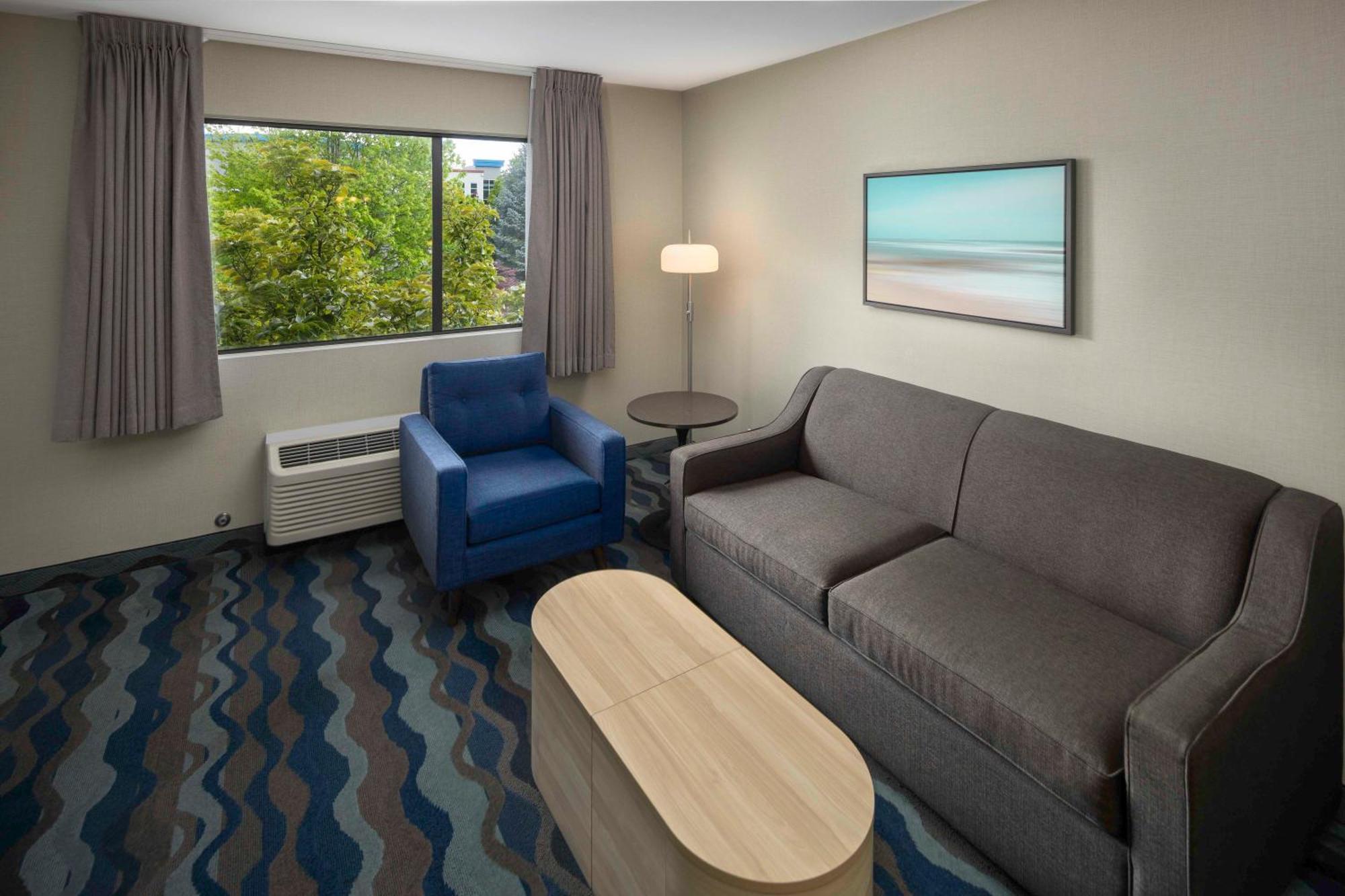 Accent Inns Burnaby Exterior photo